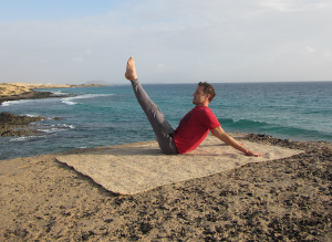 Jamie Isaac - Hip circles classical Pilates in Paradise